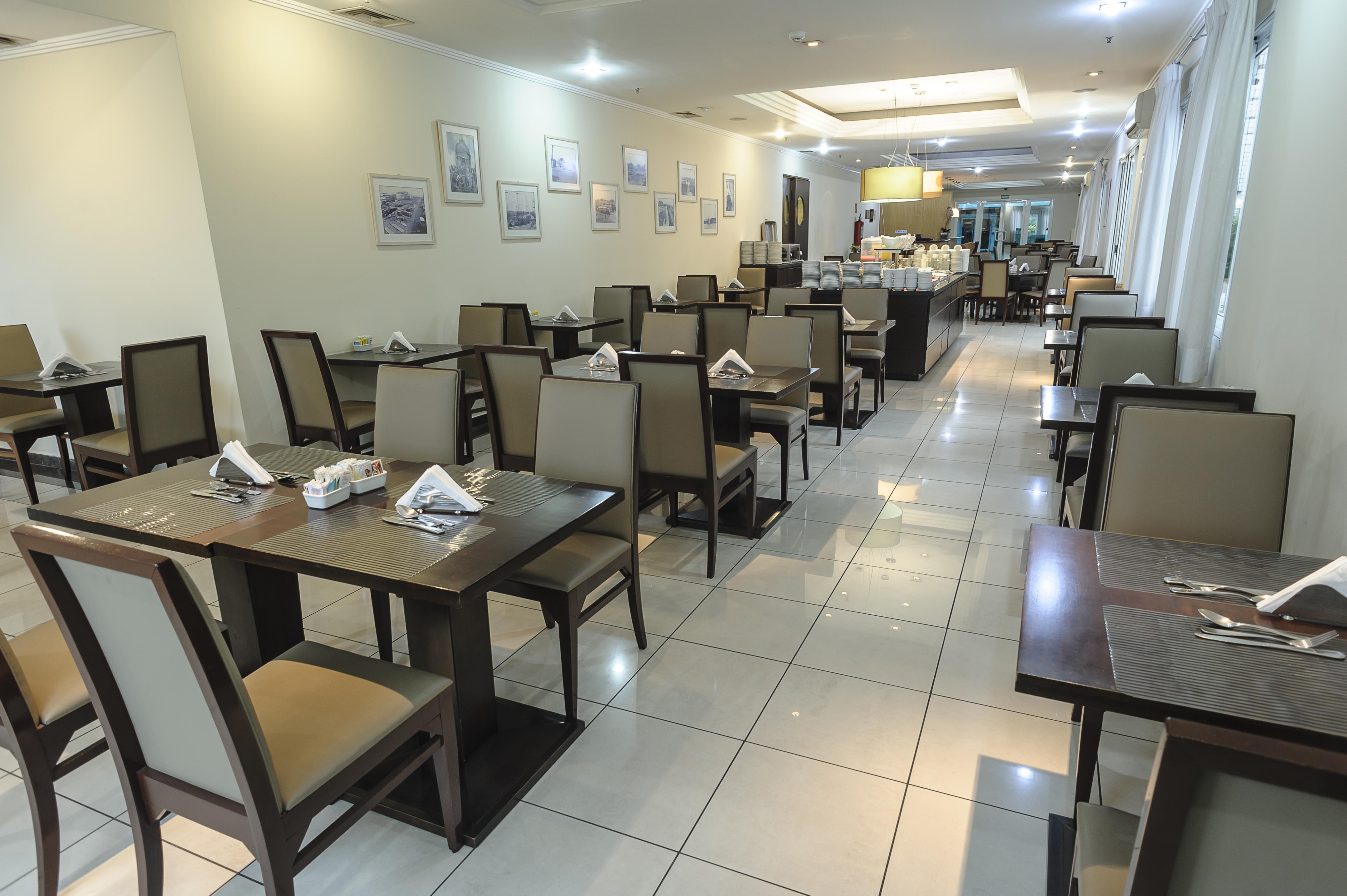 Hotel The Premium 우사스쿠 외부 사진
