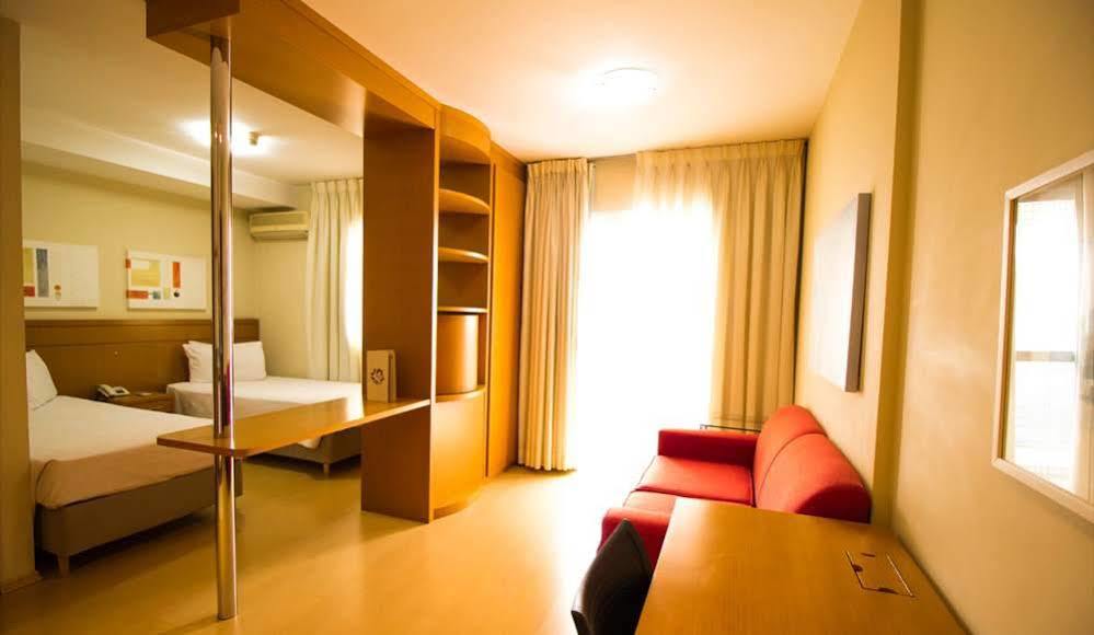 Hotel The Premium 우사스쿠 외부 사진